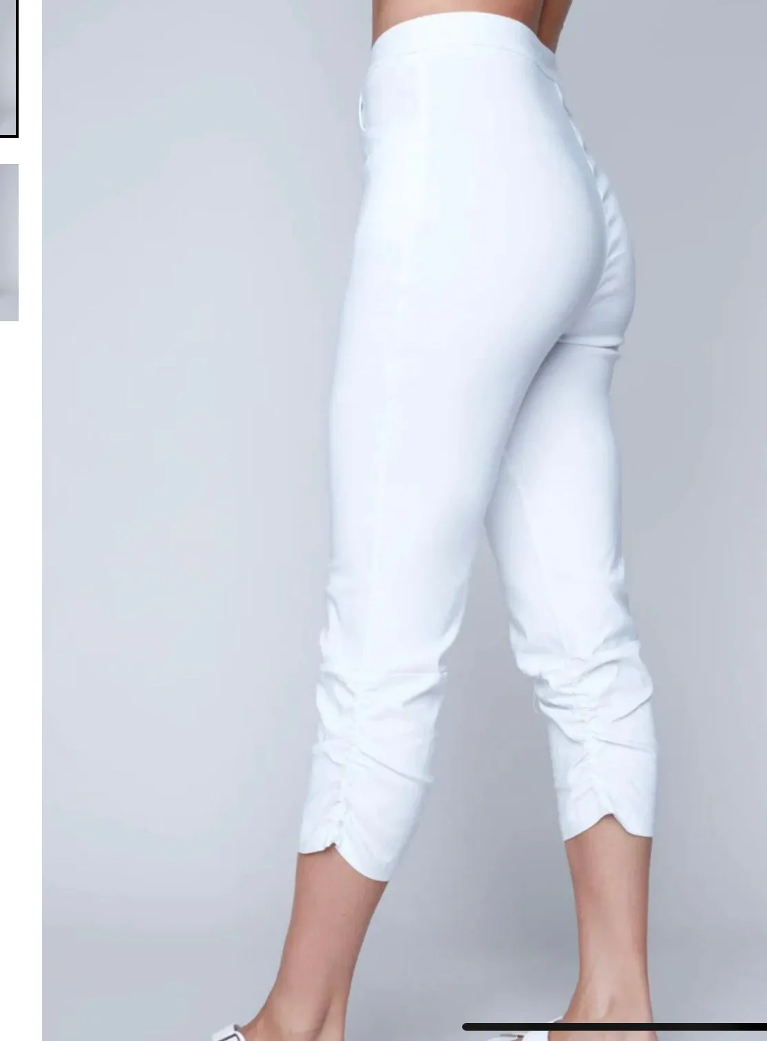 6833 White Capri