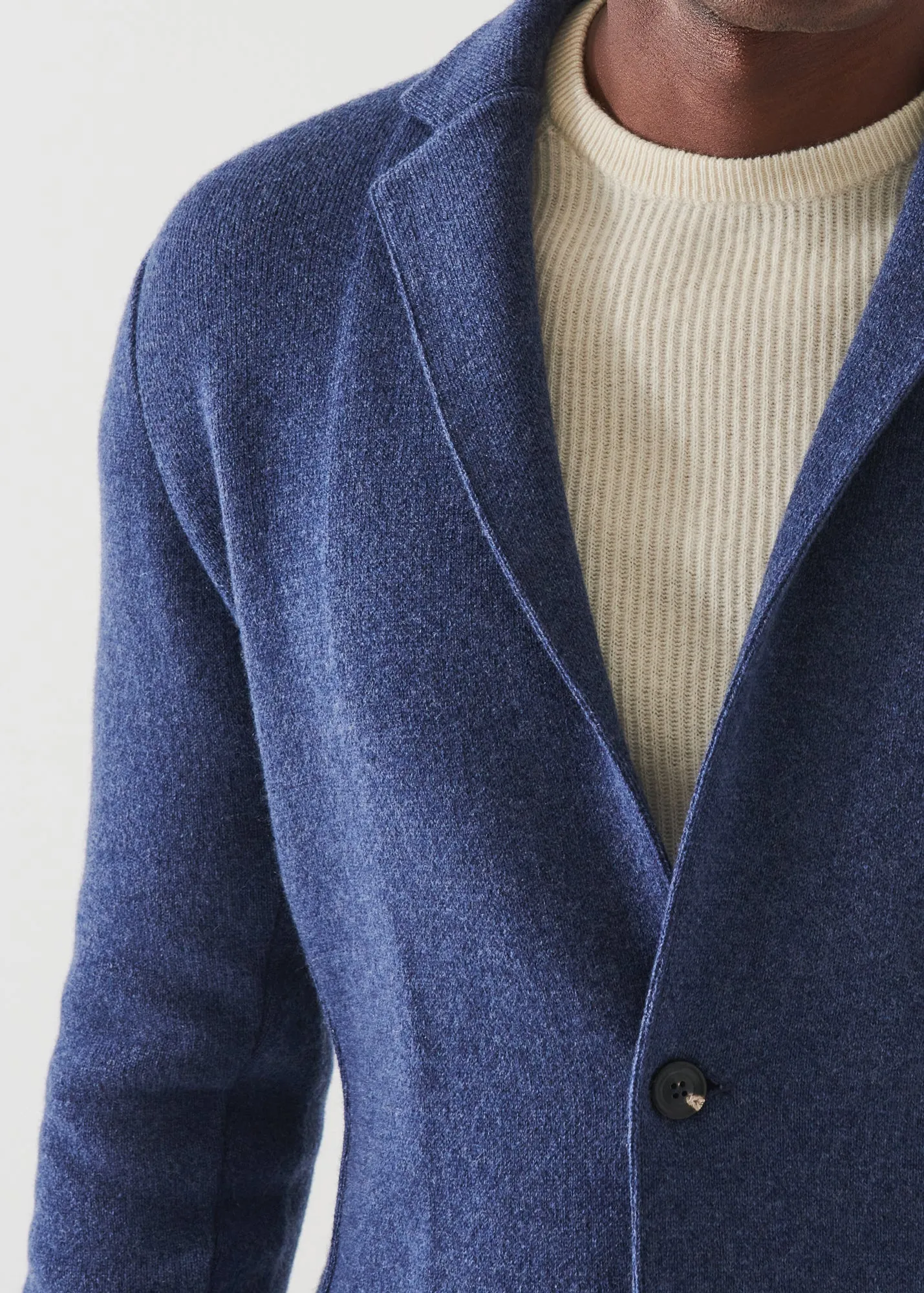 ITALIAN CASHMERE TWO-BUTTON BLAZER