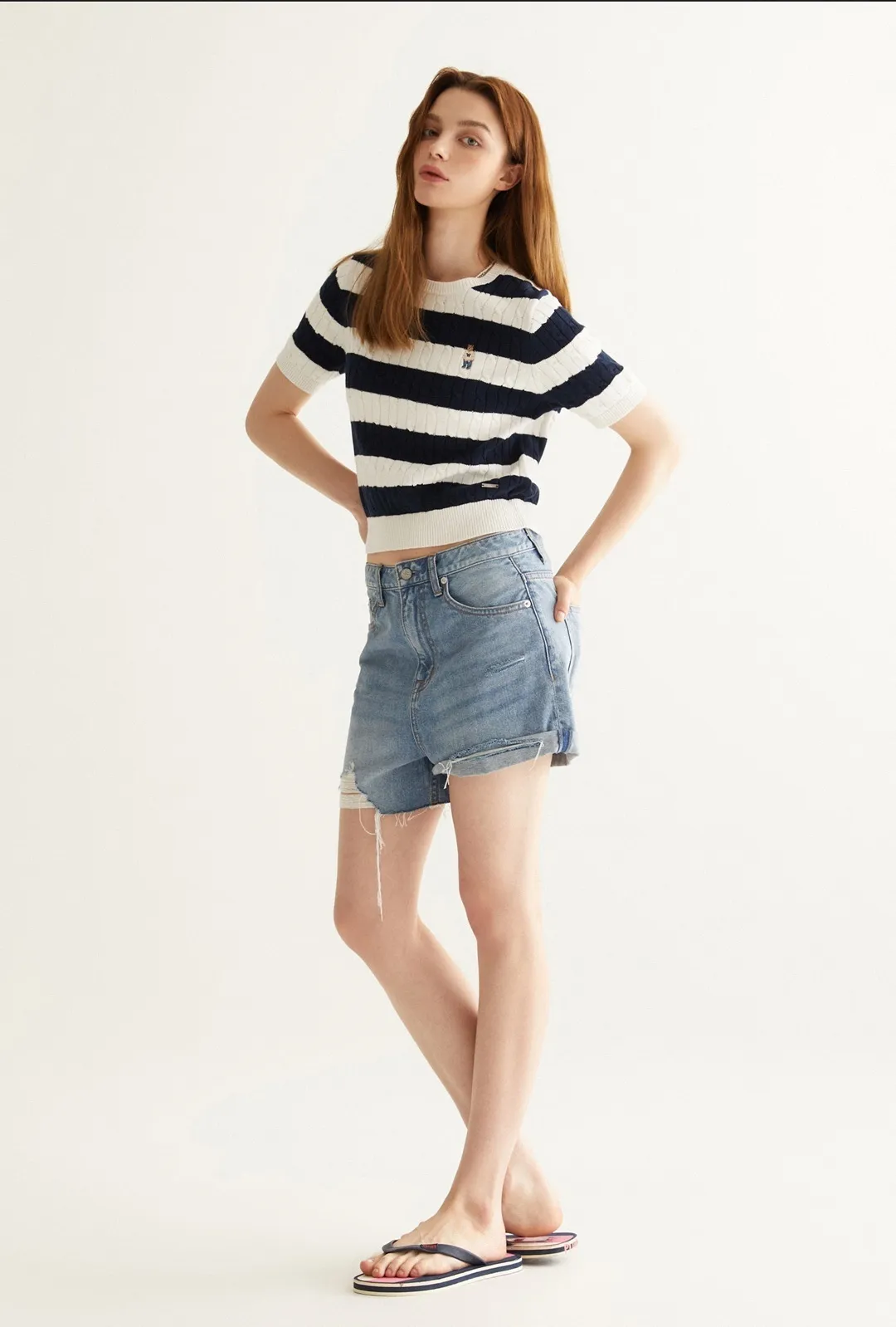 WHO.A.U  |Steve Striped Short Sleeve Sweater (2Colors)  WHKAD2412F