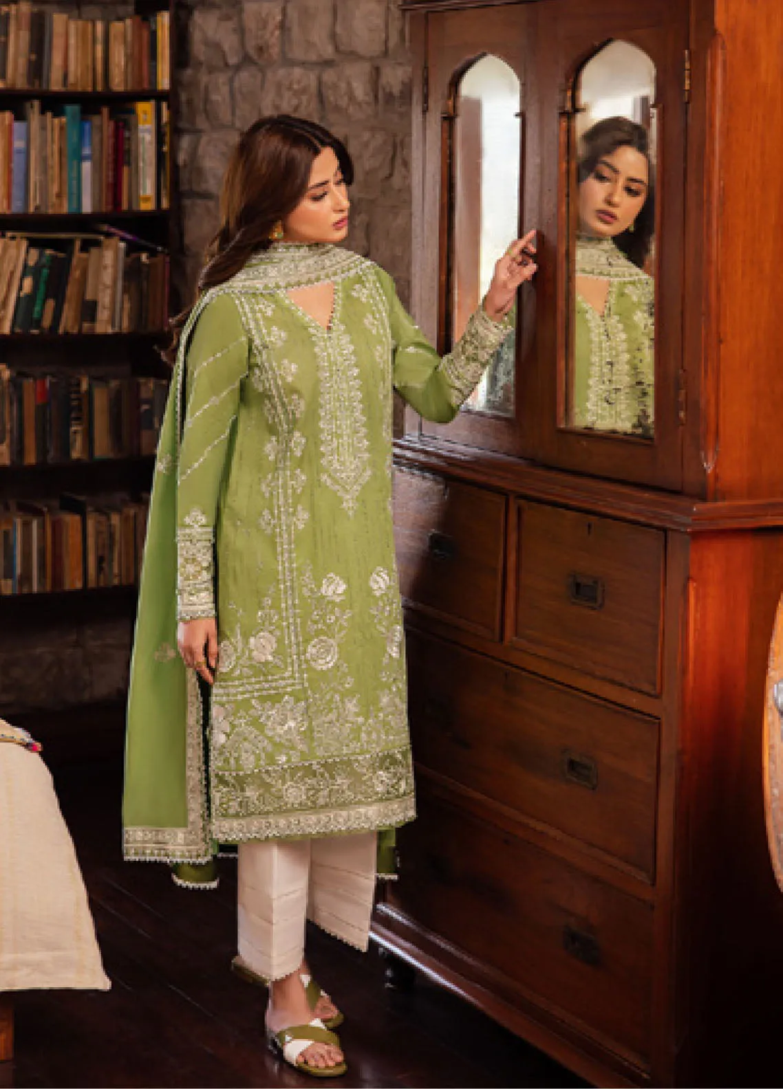 Zaha By Khadija Shah Embroidered Lawn 3 Piece Unstitched Suit ZH24EL D-8A